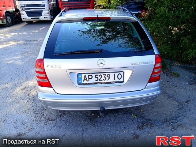 Сірий Мерседес Ц-Клас, об'ємом двигуна 1.8 л та пробігом 259 тис. км за 7900 $, фото 5 на Automoto.ua