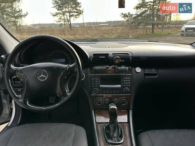 Серый Мерседес Ц-Класс, объемом двигателя 2.15 л и пробегом 387 тыс. км за 5500 $, фото 9 на Automoto.ua