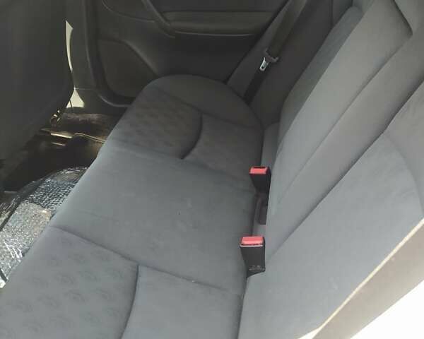 Серый Мерседес Ц-Класс, объемом двигателя 1.8 л и пробегом 307 тыс. км за 510 $, фото 6 на Automoto.ua