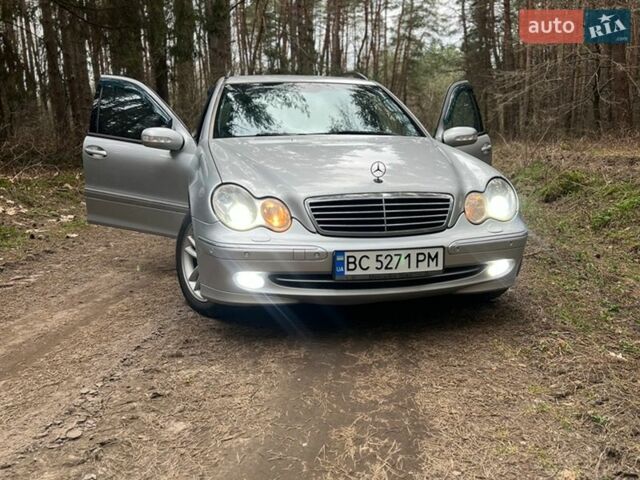 Серый Мерседес Ц-Класс, объемом двигателя 2.7 л и пробегом 448 тыс. км за 4300 $, фото 2 на Automoto.ua