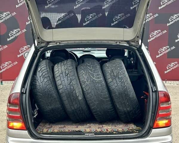 Серый Мерседес Ц-Класс, объемом двигателя 2.15 л и пробегом 353 тыс. км за 4900 $, фото 13 на Automoto.ua