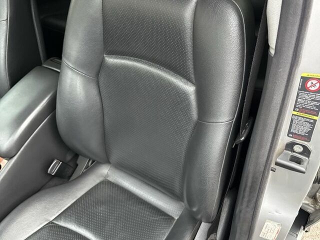 Серый Мерседес Ц-Класс, объемом двигателя 2.7 л и пробегом 220 тыс. км за 4750 $, фото 13 на Automoto.ua