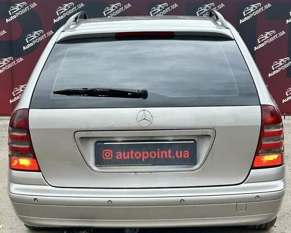 Серый Мерседес Ц-Класс, объемом двигателя 2.15 л и пробегом 353 тыс. км за 4900 $, фото 8 на Automoto.ua