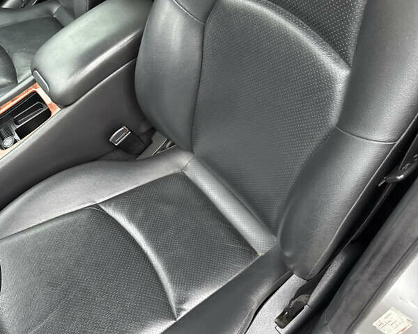 Серый Мерседес Ц-Класс, объемом двигателя 2.7 л и пробегом 208 тыс. км за 4750 $, фото 34 на Automoto.ua