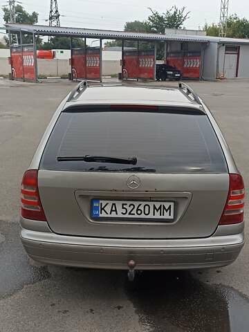 Сірий Мерседес Ц-Клас, об'ємом двигуна 2.15 л та пробігом 344 тис. км за 5650 $, фото 5 на Automoto.ua