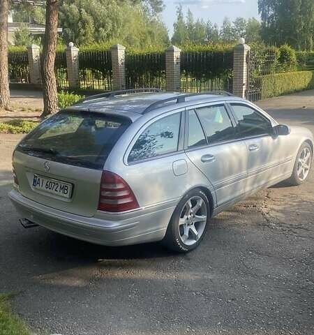 Серый Мерседес Ц-Класс, объемом двигателя 1.8 л и пробегом 360 тыс. км за 5500 $, фото 1 на Automoto.ua