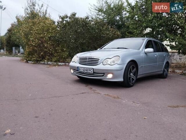 Сірий Мерседес Ц-Клас, об'ємом двигуна 2.2 л та пробігом 280 тис. км за 5300 $, фото 7 на Automoto.ua