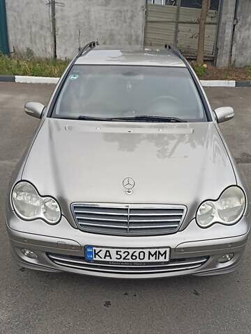 Сірий Мерседес Ц-Клас, об'ємом двигуна 2.15 л та пробігом 344 тис. км за 5650 $, фото 1 на Automoto.ua