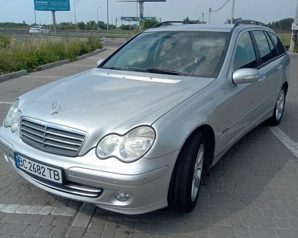 Сірий Мерседес Ц-Клас, об'ємом двигуна 1.8 л та пробігом 250 тис. км за 6300 $, фото 34 на Automoto.ua