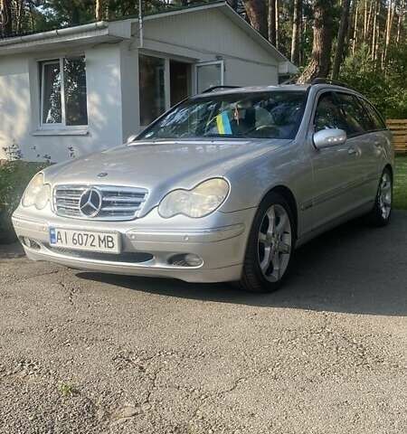 Серый Мерседес Ц-Класс, объемом двигателя 1.8 л и пробегом 360 тыс. км за 5500 $, фото 7 на Automoto.ua