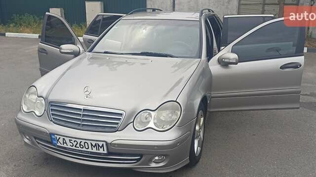 Сірий Мерседес Ц-Клас, об'ємом двигуна 2.15 л та пробігом 344 тис. км за 5650 $, фото 6 на Automoto.ua