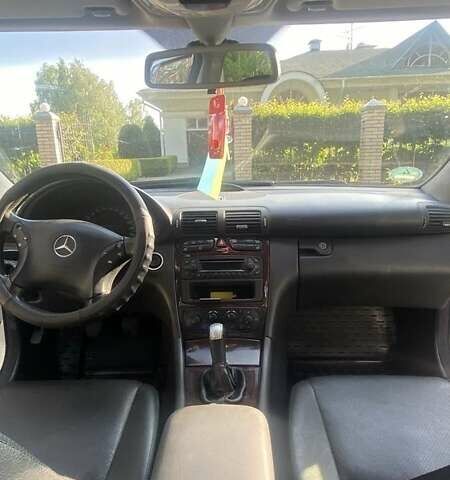 Серый Мерседес Ц-Класс, объемом двигателя 1.8 л и пробегом 360 тыс. км за 5500 $, фото 5 на Automoto.ua