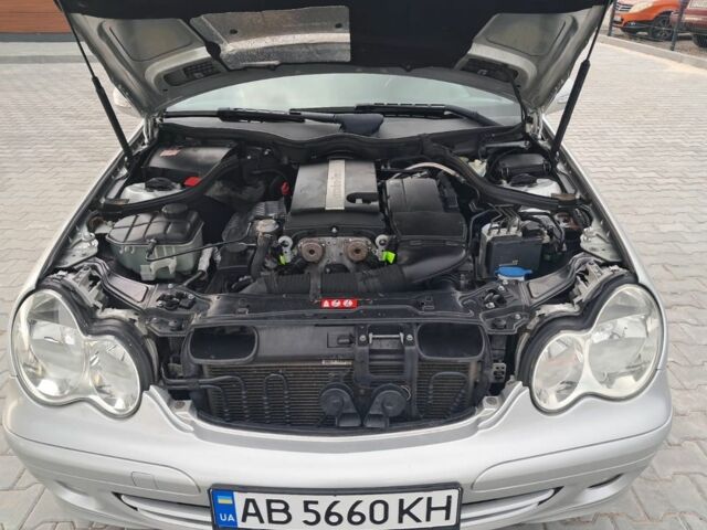 Серый Мерседес Ц-Класс, объемом двигателя 1.8 л и пробегом 250 тыс. км за 4800 $, фото 7 на Automoto.ua