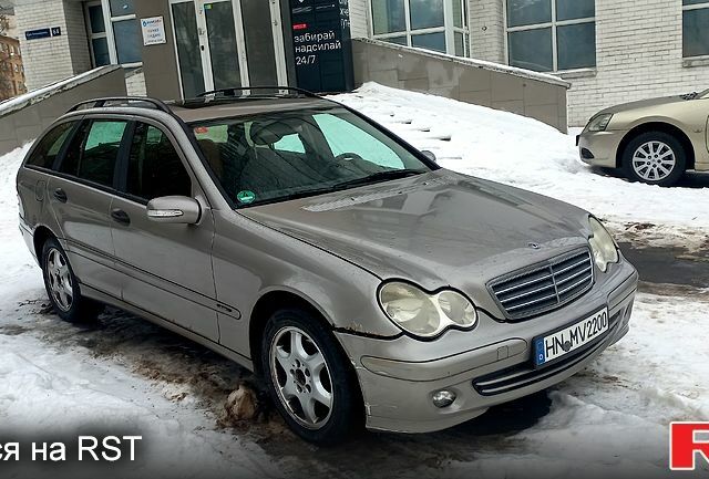 Сірий Мерседес Ц-Клас, об'ємом двигуна 2.2 л та пробігом 450 тис. км за 2400 $, фото 2 на Automoto.ua