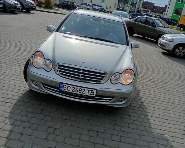 Сірий Мерседес Ц-Клас, об'ємом двигуна 1.8 л та пробігом 250 тис. км за 6300 $, фото 7 на Automoto.ua