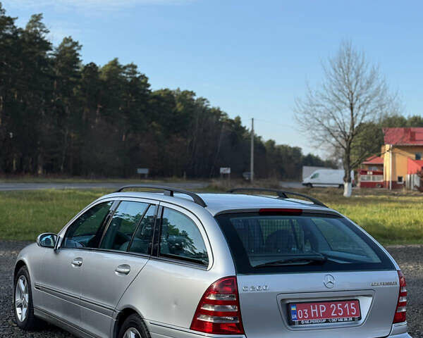 Сірий Мерседес Ц-Клас, об'ємом двигуна 1.8 л та пробігом 246 тис. км за 6700 $, фото 9 на Automoto.ua