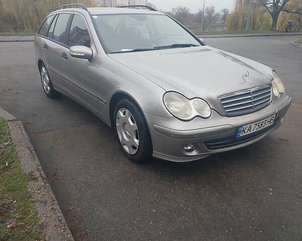 Сірий Мерседес Ц-Клас, об'ємом двигуна 2.2 л та пробігом 400 тис. км за 5400 $, фото 2 на Automoto.ua