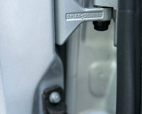 Сірий Мерседес Ц-Клас, об'ємом двигуна 1.8 л та пробігом 246 тис. км за 6700 $, фото 17 на Automoto.ua