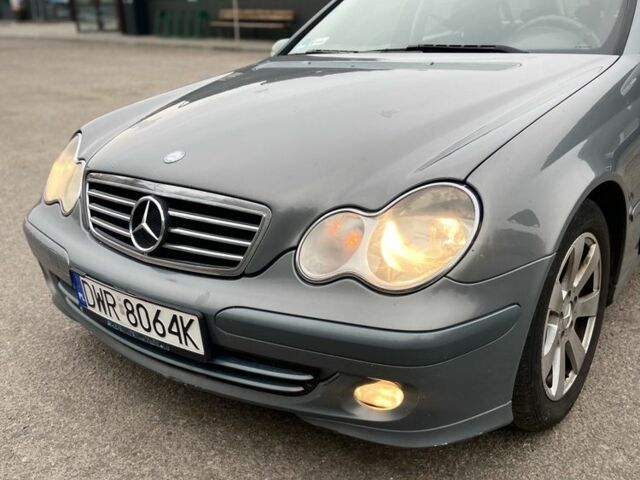 Серый Мерседес Ц-Класс, объемом двигателя 0 л и пробегом 450 тыс. км за 3000 $, фото 8 на Automoto.ua