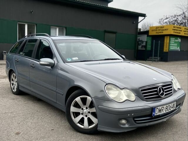 Серый Мерседес Ц-Класс, объемом двигателя 0 л и пробегом 450 тыс. км за 3000 $, фото 3 на Automoto.ua