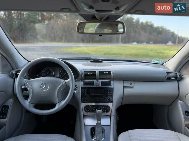 Сірий Мерседес Ц-Клас, об'ємом двигуна 1.8 л та пробігом 246 тис. км за 6700 $, фото 23 на Automoto.ua