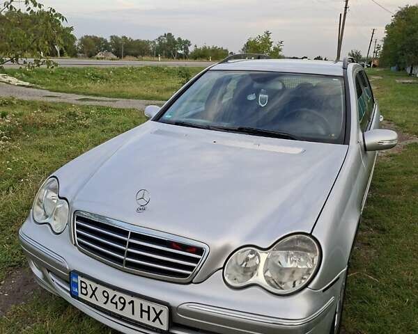 Сірий Мерседес Ц-Клас, об'ємом двигуна 1.8 л та пробігом 299 тис. км за 6200 $, фото 3 на Automoto.ua