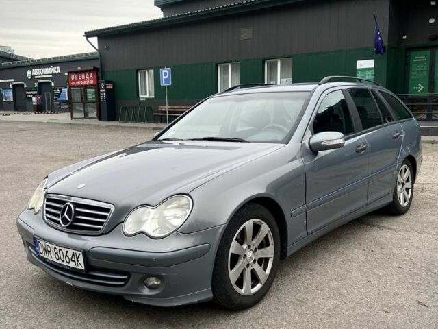 Серый Мерседес Ц-Класс, объемом двигателя 0 л и пробегом 450 тыс. км за 3000 $, фото 1 на Automoto.ua