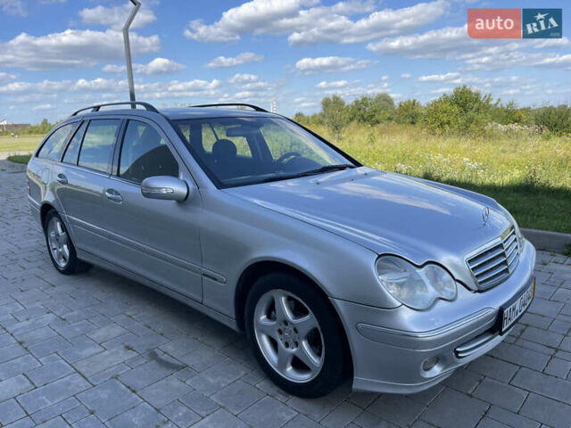 Сірий Мерседес Ц-Клас, об'ємом двигуна 2.2 л та пробігом 211 тис. км за 6150 $, фото 41 на Automoto.ua