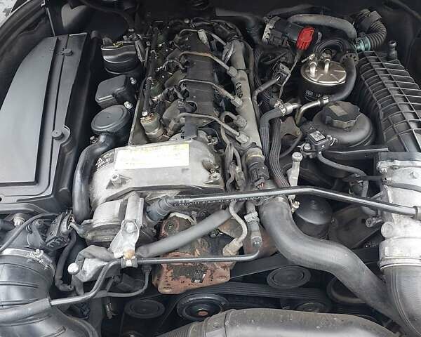 Сірий Мерседес Ц-Клас, об'ємом двигуна 2.2 л та пробігом 400 тис. км за 5400 $, фото 15 на Automoto.ua