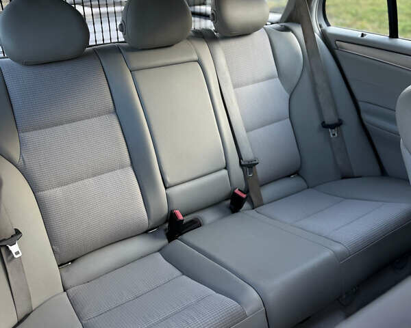 Сірий Мерседес Ц-Клас, об'ємом двигуна 1.8 л та пробігом 246 тис. км за 6700 $, фото 7 на Automoto.ua