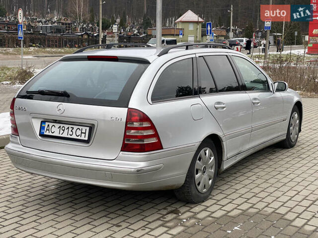 Сірий Мерседес Ц-Клас, об'ємом двигуна 2.2 л та пробігом 397 тис. км за 5300 $, фото 4 на Automoto.ua