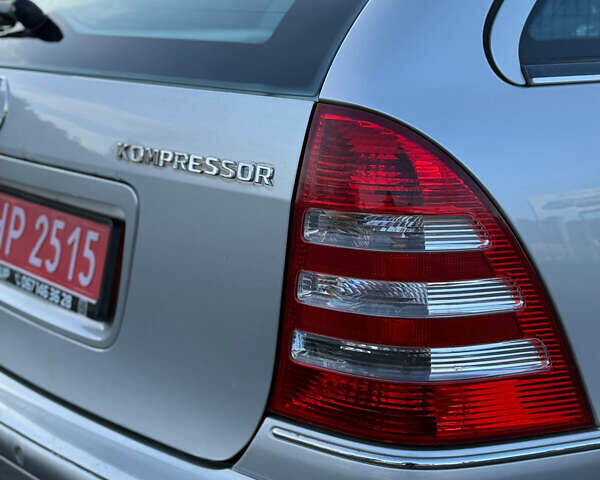 Сірий Мерседес Ц-Клас, об'ємом двигуна 1.8 л та пробігом 246 тис. км за 6700 $, фото 22 на Automoto.ua