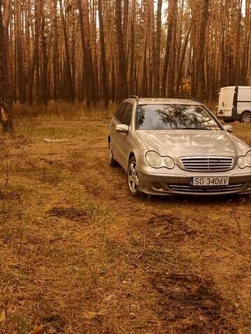 Серый Мерседес Ц-Класс, объемом двигателя 0 л и пробегом 400 тыс. км за 3000 $, фото 6 на Automoto.ua