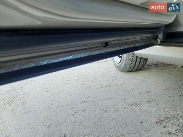 Серый Мерседес Ц-Класс, объемом двигателя 2.15 л и пробегом 348 тыс. км за 5450 $, фото 14 на Automoto.ua