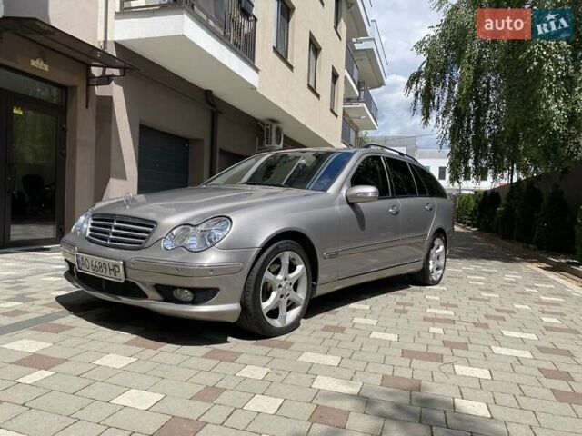 Сірий Мерседес Ц-Клас, об'ємом двигуна 2.1 л та пробігом 225 тис. км за 7000 $, фото 6 на Automoto.ua