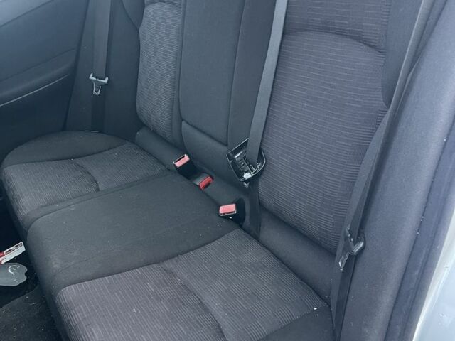 Сірий Мерседес Ц-Клас, об'ємом двигуна 2.2 л та пробігом 250 тис. км за 2300 $, фото 6 на Automoto.ua