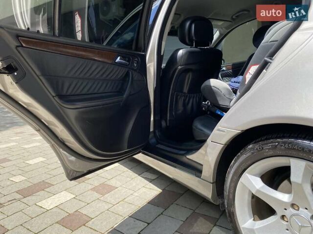 Сірий Мерседес Ц-Клас, об'ємом двигуна 2.1 л та пробігом 225 тис. км за 7000 $, фото 5 на Automoto.ua