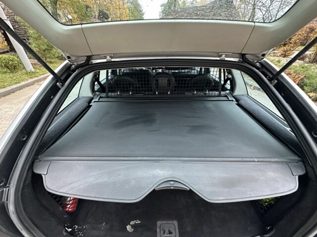 Серый Мерседес Ц-Класс, объемом двигателя 2.2 л и пробегом 280 тыс. км за 3600 $, фото 13 на Automoto.ua