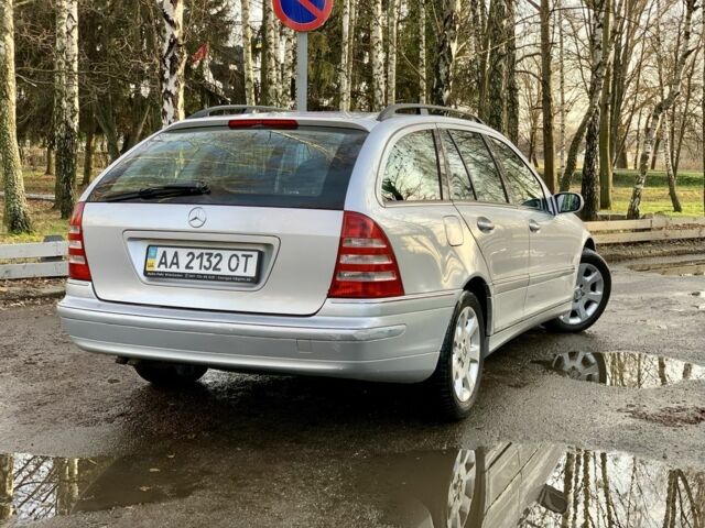 Серый Мерседес Ц-Класс, объемом двигателя 2.1 л и пробегом 258 тыс. км за 4600 $, фото 2 на Automoto.ua