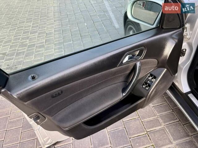 Сірий Мерседес Ц-Клас, об'ємом двигуна 2.1 л та пробігом 236 тис. км за 6400 $, фото 27 на Automoto.ua