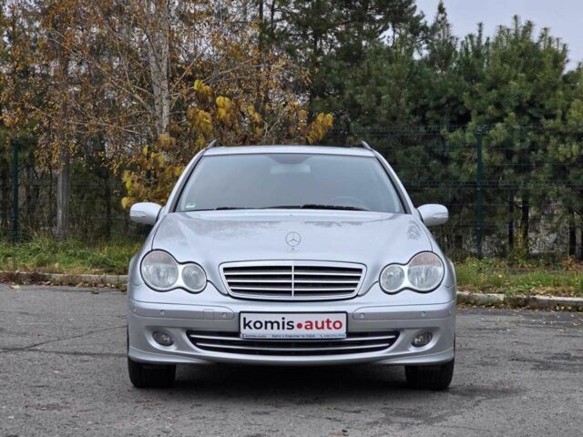 Сірий Мерседес Ц-Клас, об'ємом двигуна 2.2 л та пробігом 304 тис. км за 6999 $, фото 1 на Automoto.ua