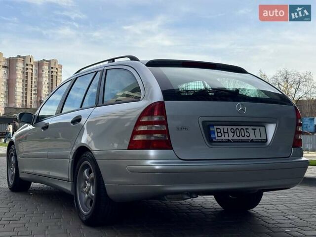Сірий Мерседес Ц-Клас, об'ємом двигуна 2.1 л та пробігом 236 тис. км за 6400 $, фото 6 на Automoto.ua