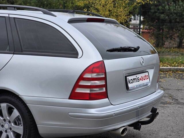Сірий Мерседес Ц-Клас, об'ємом двигуна 2.2 л та пробігом 304 тис. км за 6999 $, фото 5 на Automoto.ua