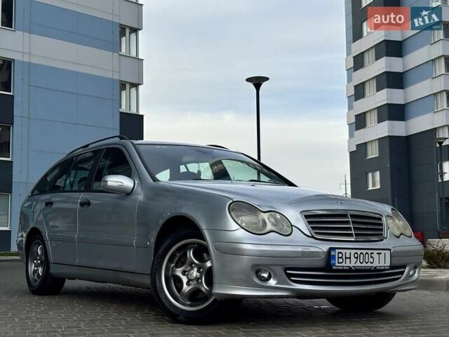 Сірий Мерседес Ц-Клас, об'ємом двигуна 2.1 л та пробігом 236 тис. км за 6400 $, фото 20 на Automoto.ua