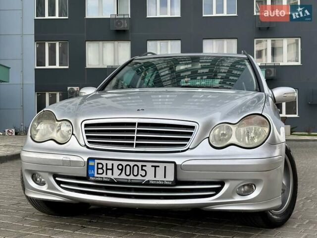 Сірий Мерседес Ц-Клас, об'ємом двигуна 2.1 л та пробігом 236 тис. км за 6400 $, фото 10 на Automoto.ua
