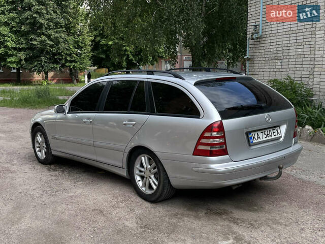 Сірий Мерседес Ц-Клас, об'ємом двигуна 2.15 л та пробігом 281 тис. км за 6200 $, фото 5 на Automoto.ua