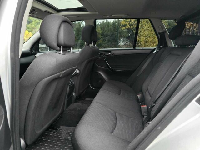 Сірий Мерседес Ц-Клас, об'ємом двигуна 2.2 л та пробігом 304 тис. км за 6999 $, фото 16 на Automoto.ua