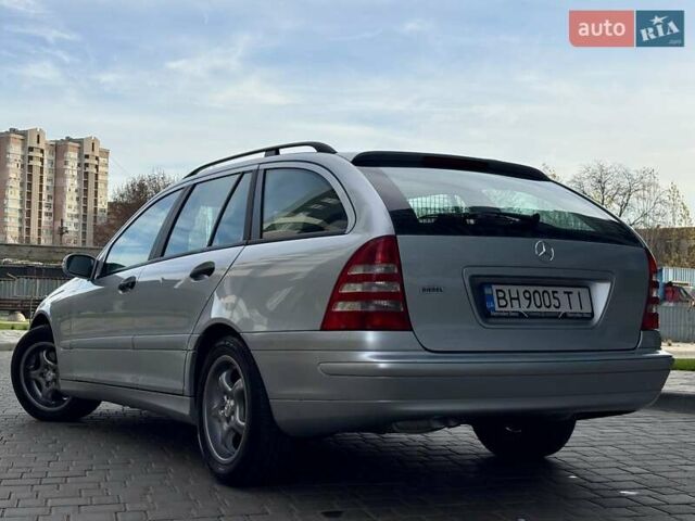 Сірий Мерседес Ц-Клас, об'ємом двигуна 2.1 л та пробігом 236 тис. км за 6400 $, фото 26 на Automoto.ua