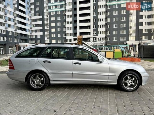 Сірий Мерседес Ц-Клас, об'ємом двигуна 2.1 л та пробігом 236 тис. км за 6400 $, фото 3 на Automoto.ua