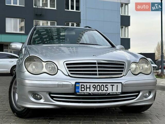 Сірий Мерседес Ц-Клас, об'ємом двигуна 2.1 л та пробігом 236 тис. км за 6400 $, фото 17 на Automoto.ua